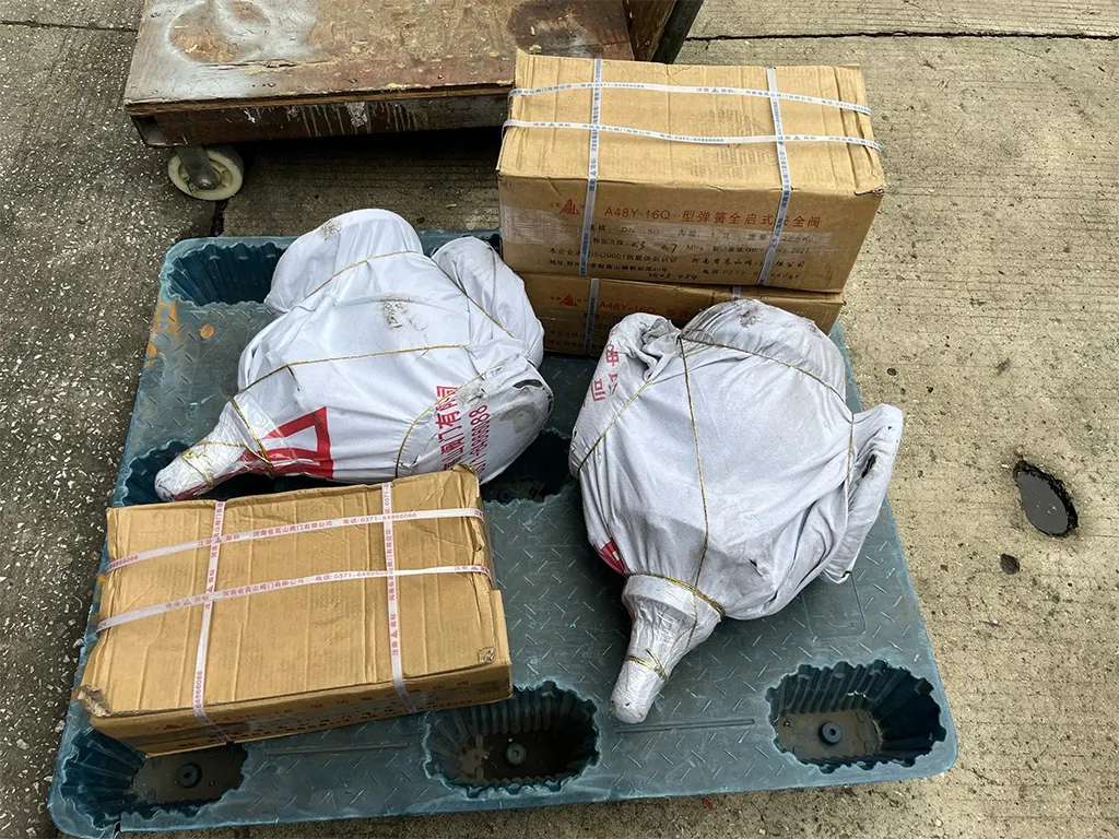 butterfly-valve-lug-type-epoxy-coated